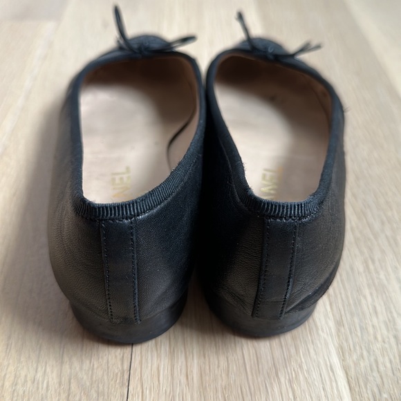 Chanel Ballet Flats - Picture 2 of 7